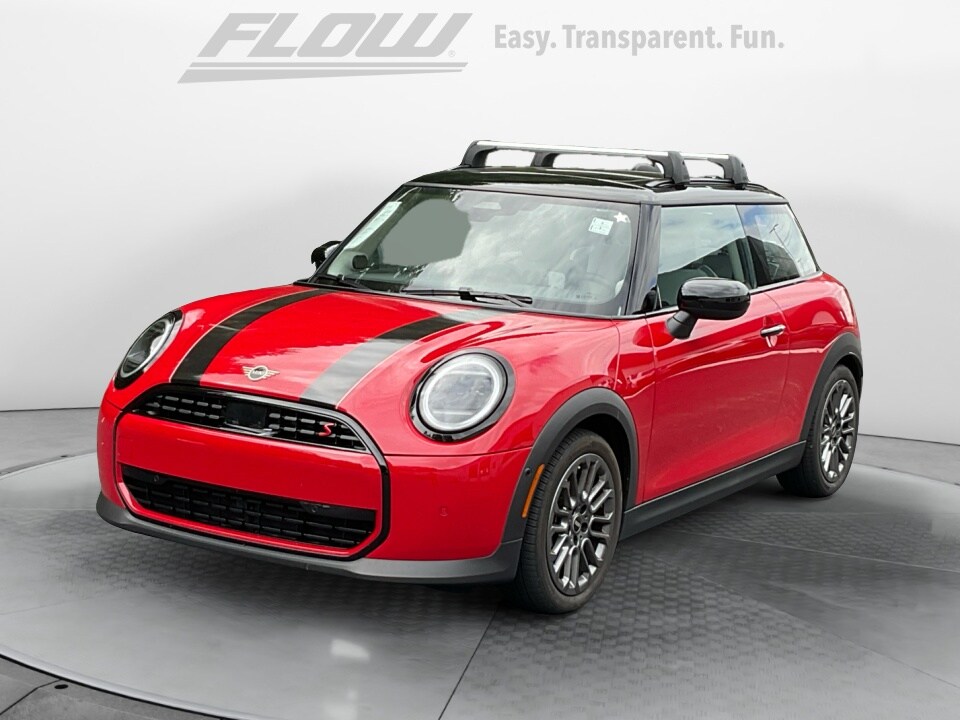 2025 Mini Cooper Hardtop S photo 2