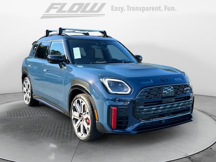 2025 MINI Countryman Iconic SUV