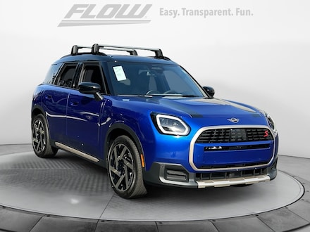 2025 MINI Countryman Iconic SUV