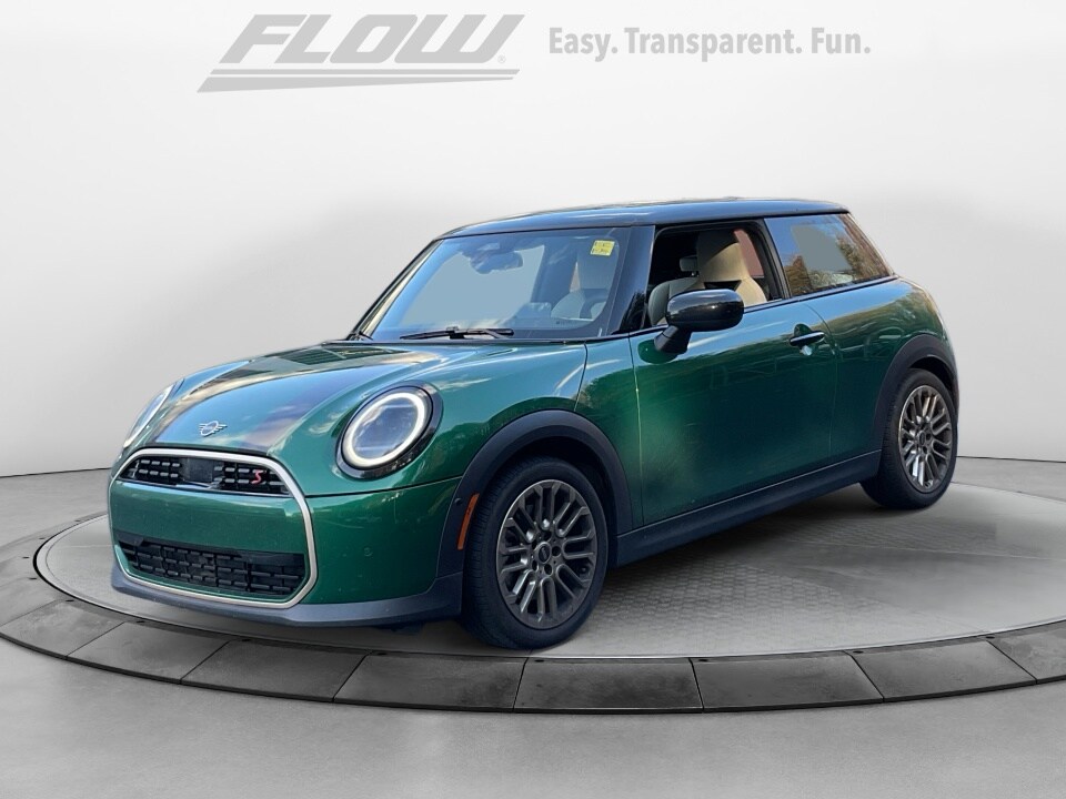 2025 Mini Cooper Hardtop S photo 3