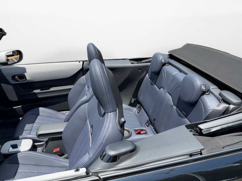 2026 MINI Convertible Base - Photo 13
