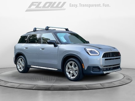 2026 MINI Countryman Iconic SUV