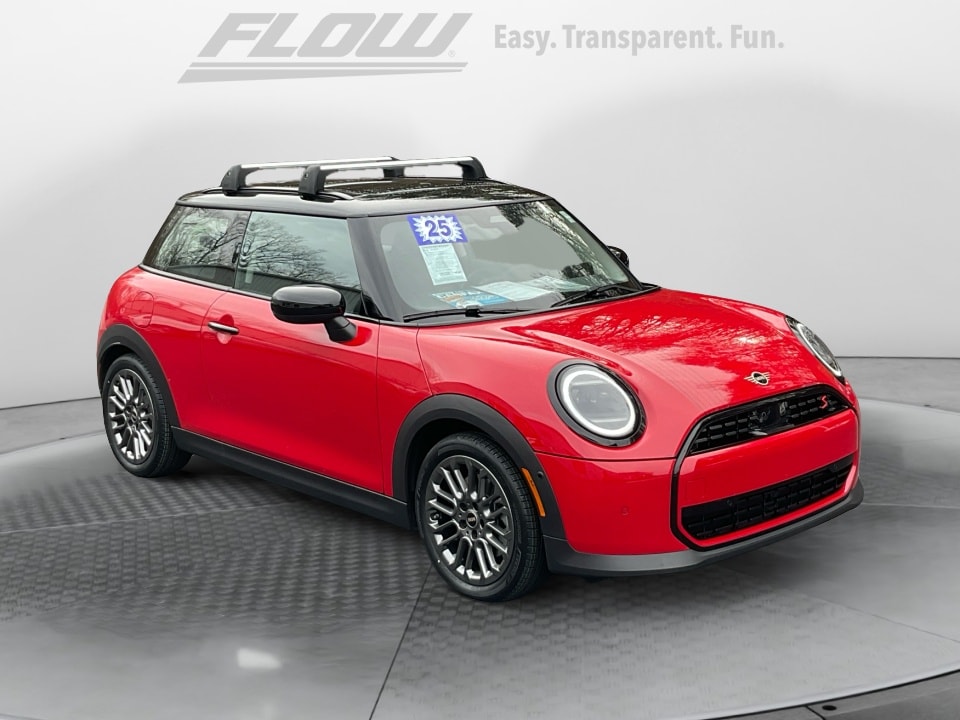 2025 MINI Hardtop 2 Door S's photo