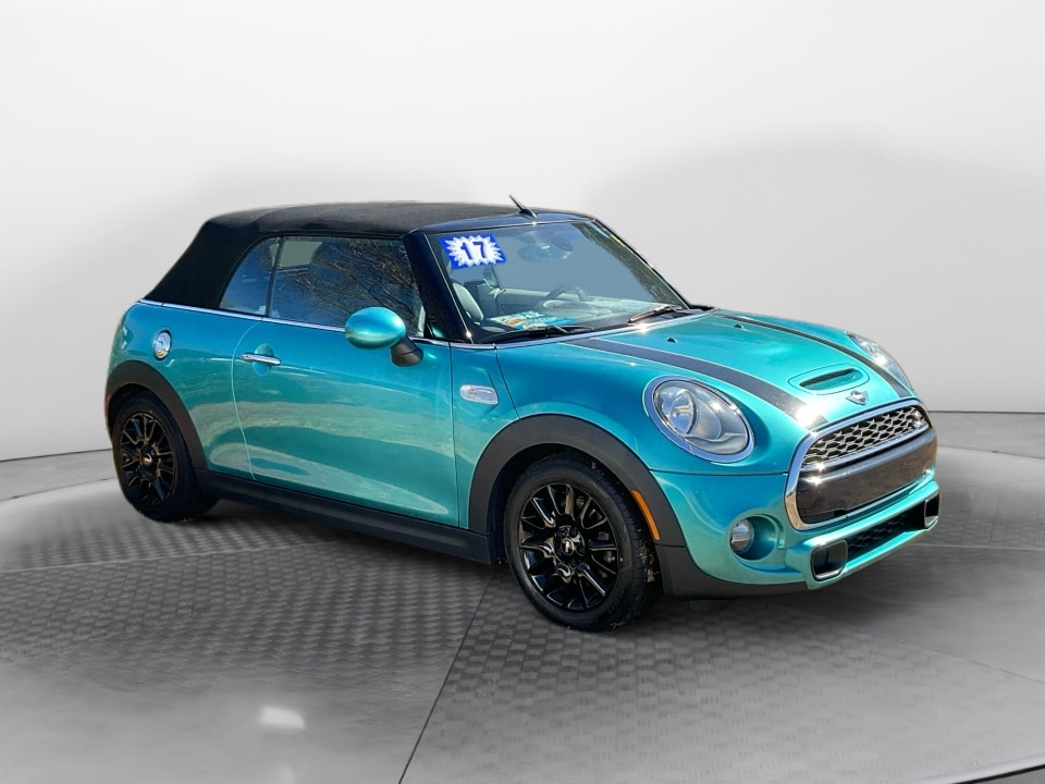 2017 MINI Cooper