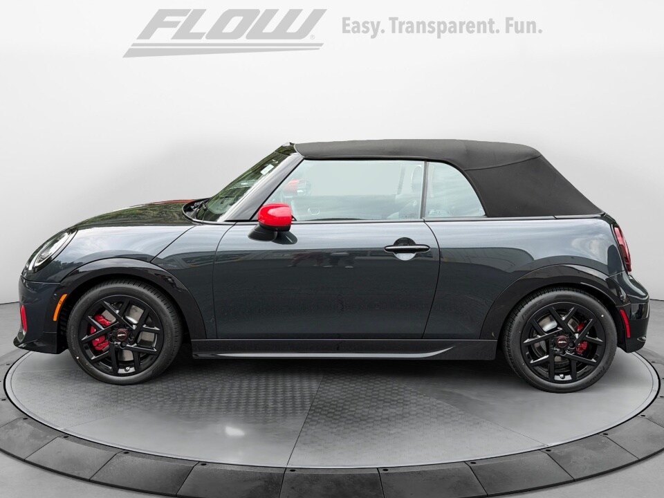 2026 Mini Cooper Convertible Iconic photo 4
