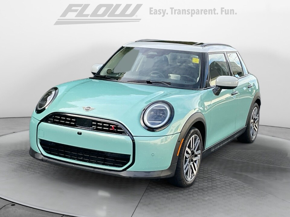 2025 Mini Cooper 4 Door Hardtop S photo 3