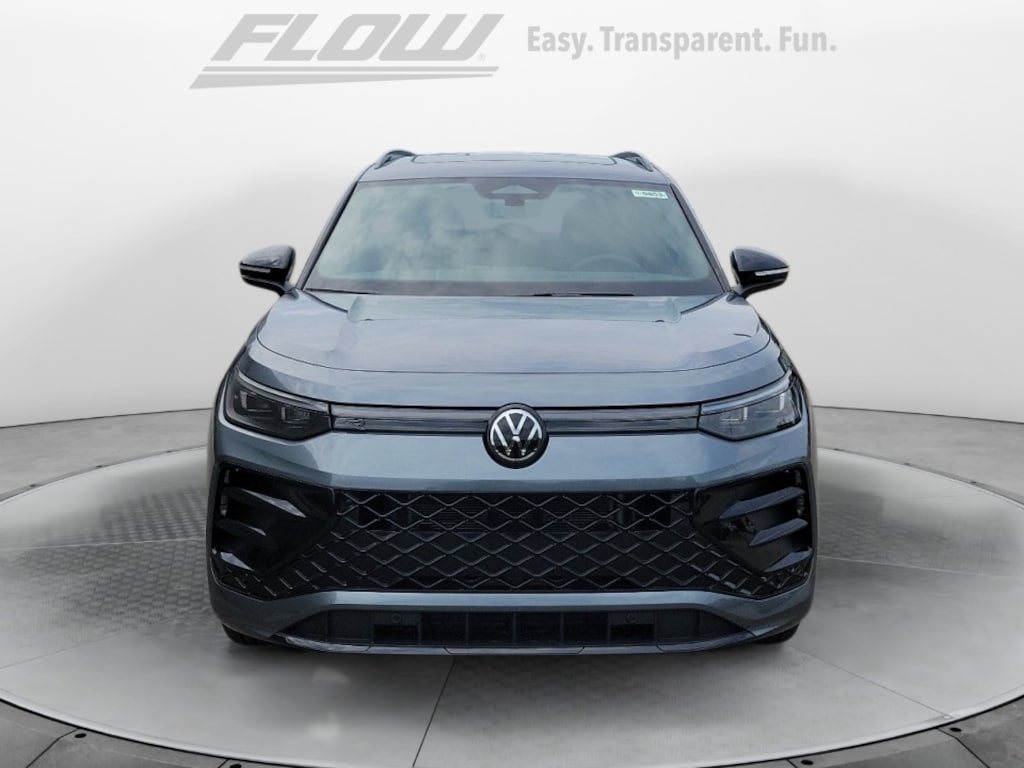 New 2026 Volkswagen Tiguan SE R-Line Black SUV