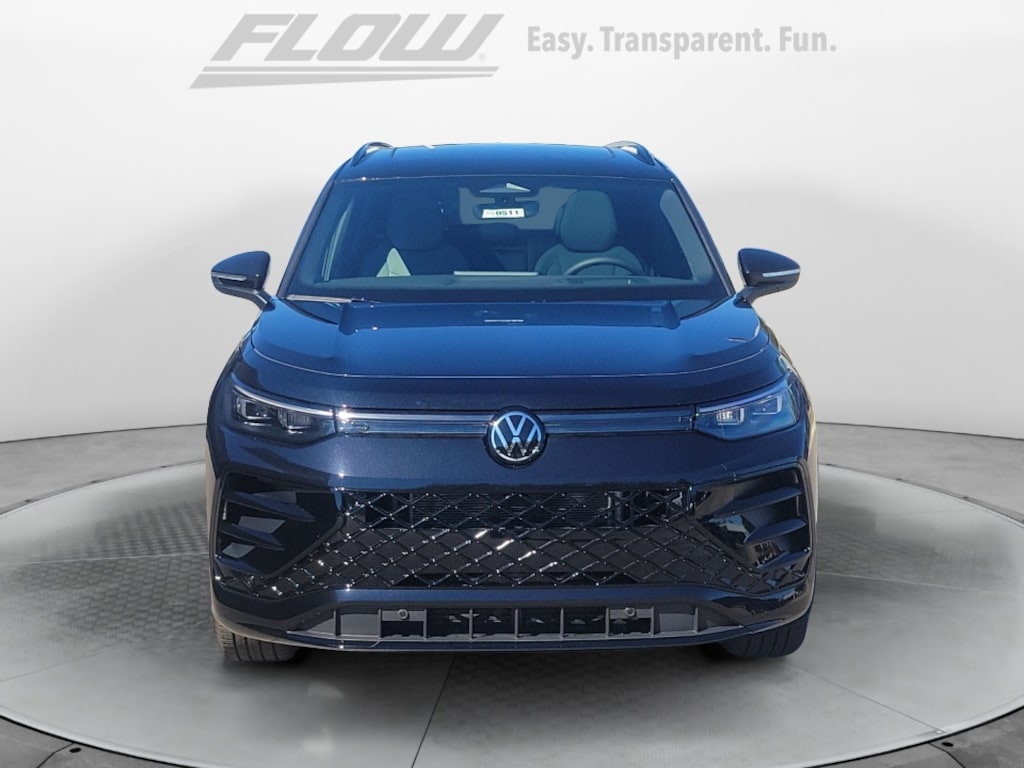 New 2025 Volkswagen Tiguan 2.0T SE R-Line Black SUV