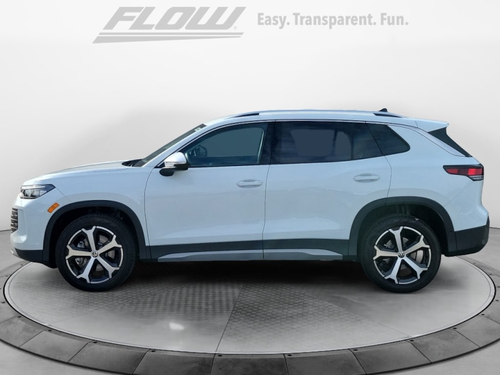 New 2025 Volkswagen Tiguan 2.0T SE SUV