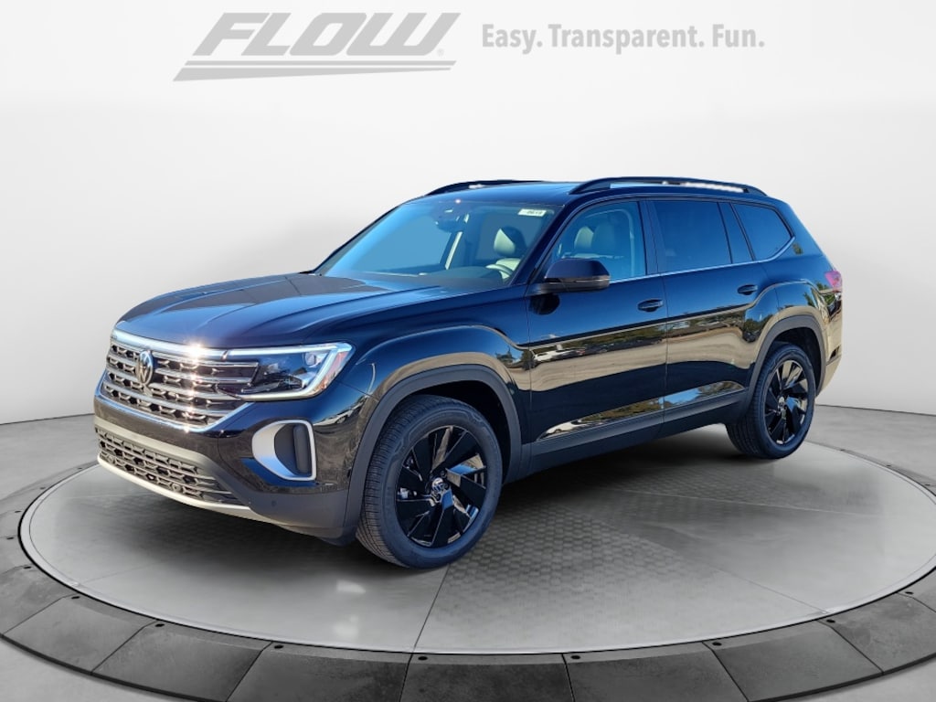 New 2026 Volkswagen Atlas SE with Technology SUV