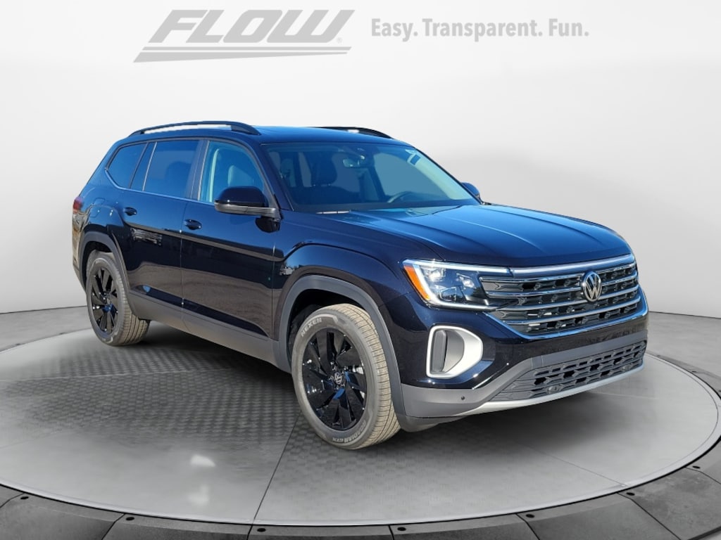 New 2026 Volkswagen Atlas SE with Technology SUV