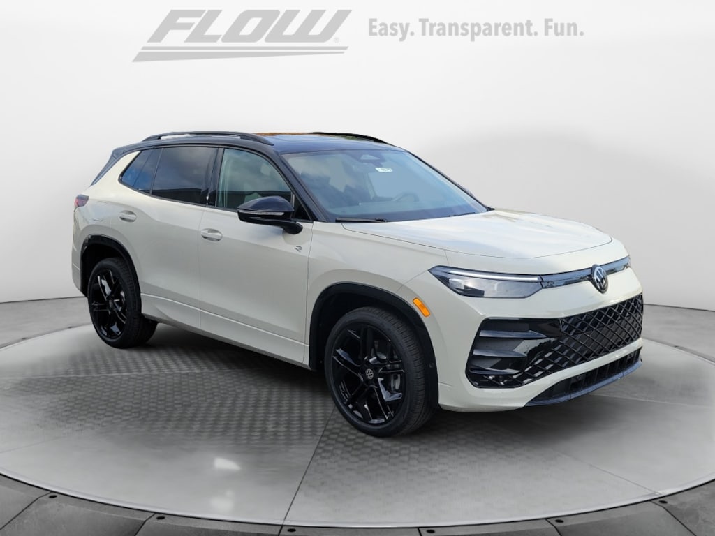 New 2026 Volkswagen Tiguan SE R-Line Black SUV