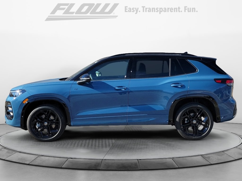 New 2026 Volkswagen Tiguan SE R-Line Black SUV