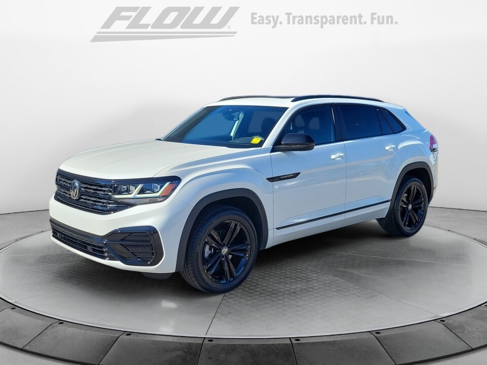 2023 Volkswagen Atlas Cross Sport V6 SEL R-Line photo 2