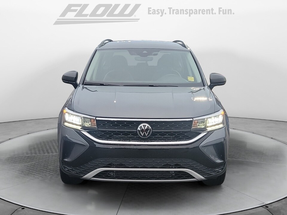 2024 Volkswagen Taos S photo 2
