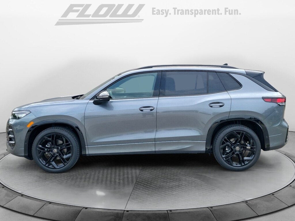 New 2026 Volkswagen Tiguan SE R-Line Black SUV