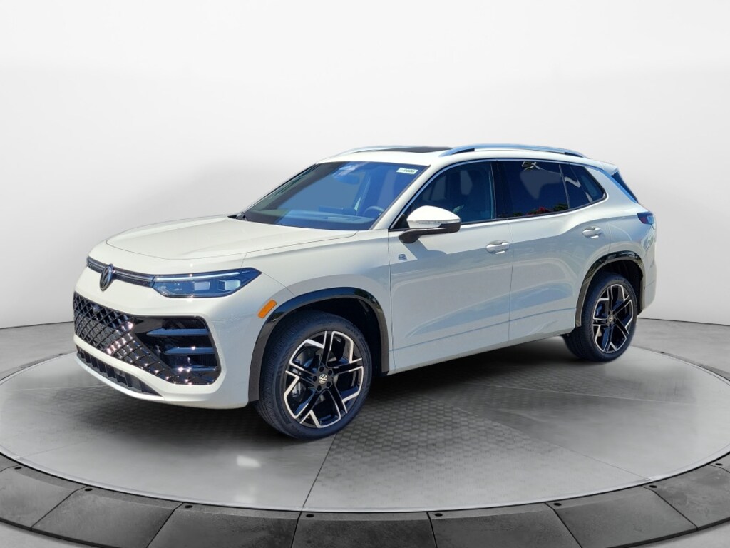New 2026 Volkswagen Tiguan SEL R-Line Turbo SUV