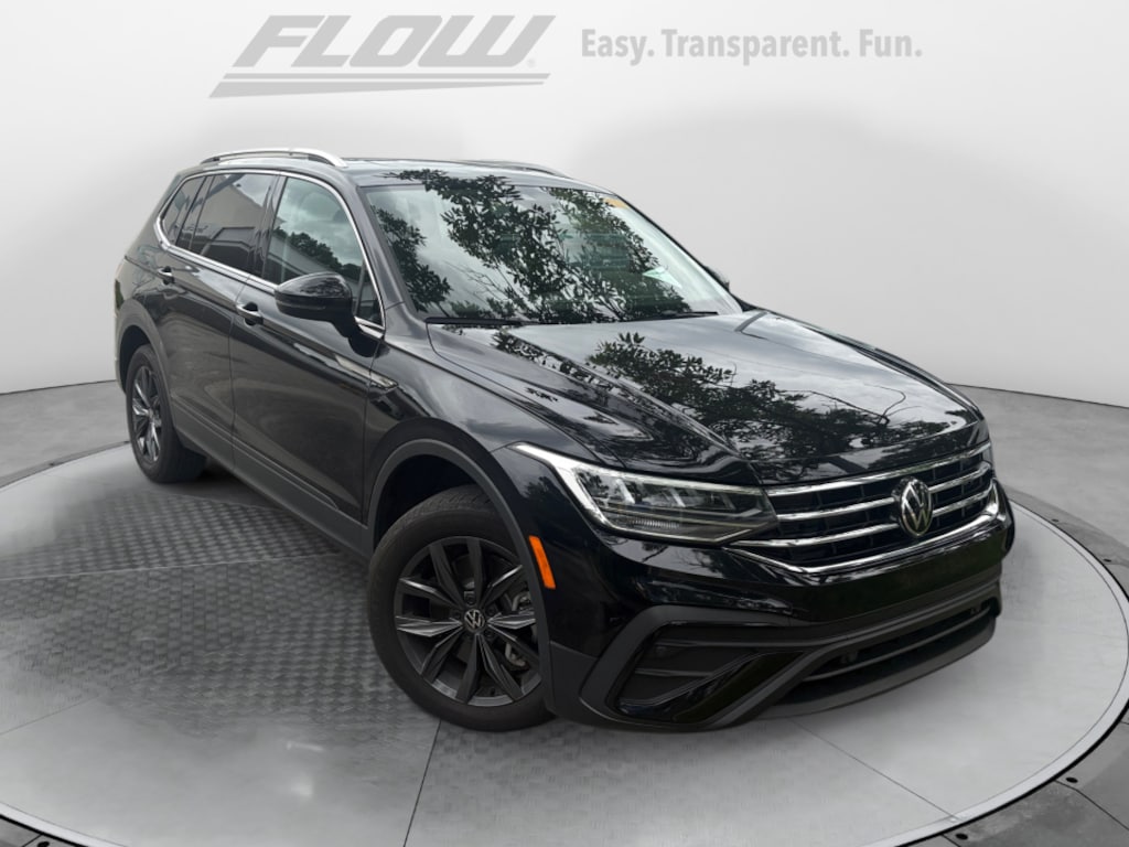 Used 2023 Volkswagen Tiguan SE SUV