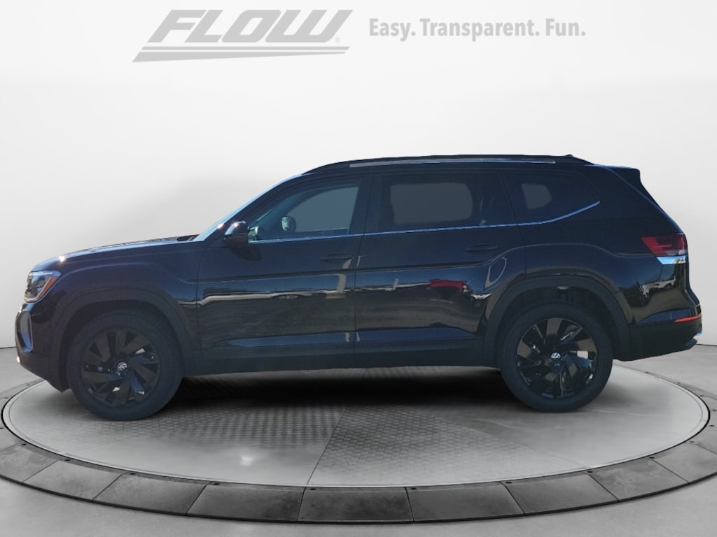 New 2026 Volkswagen Atlas SE with Technology SUV