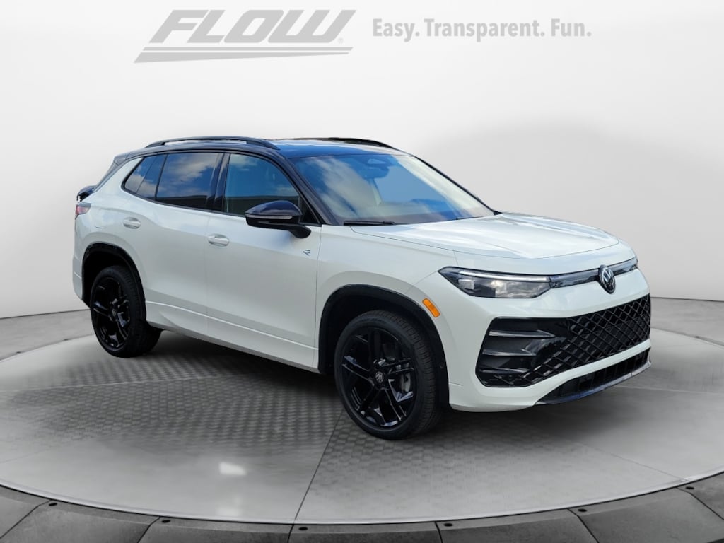 New 2026 Volkswagen Tiguan SE R-Line Black SUV