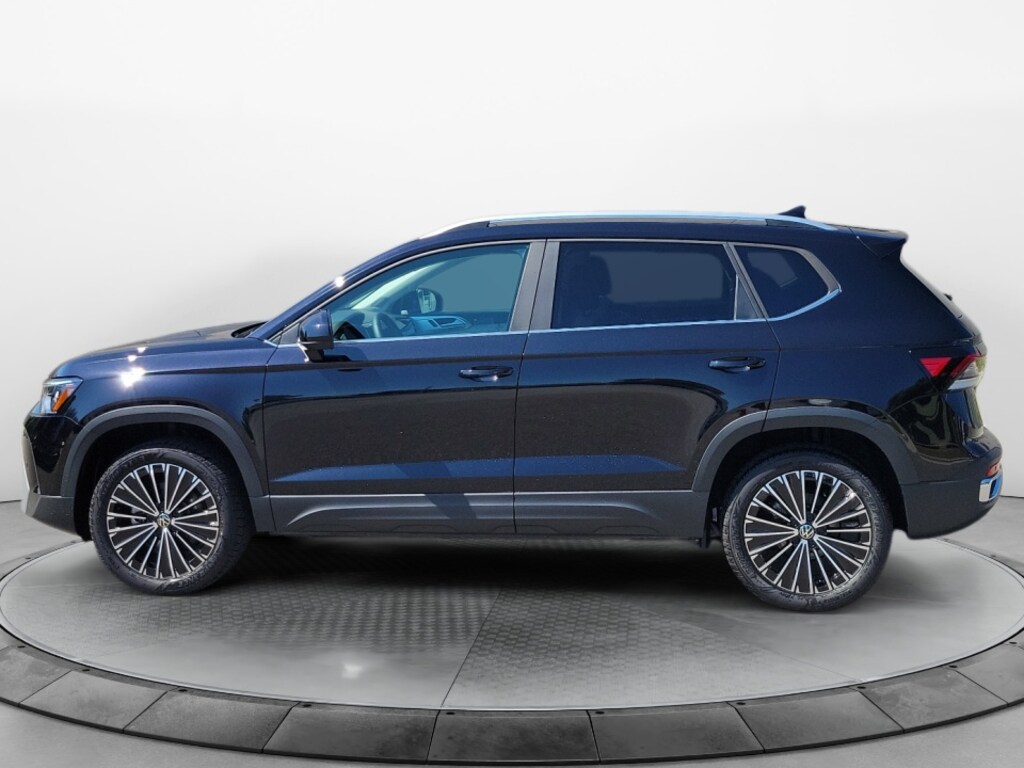 New 2027 Volkswagen Taos SE SUV