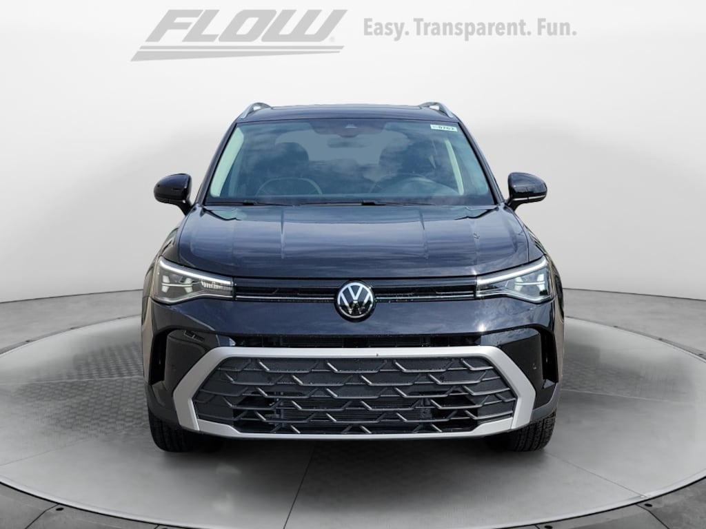 New 2026 Volkswagen Taos SE SUV