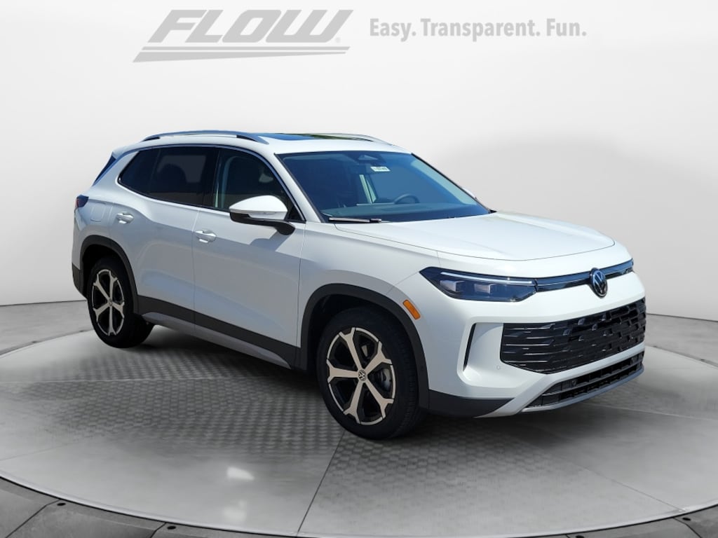 New 2026 Volkswagen Tiguan SE SUV