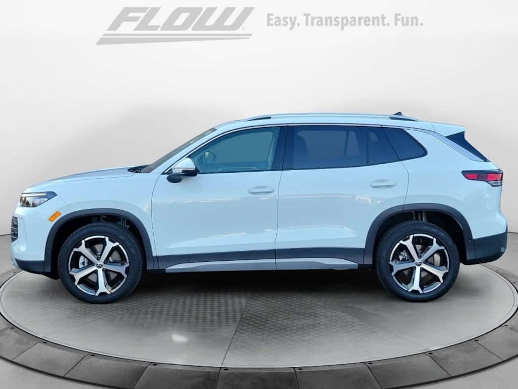 New 2026 Volkswagen Tiguan SE SUV