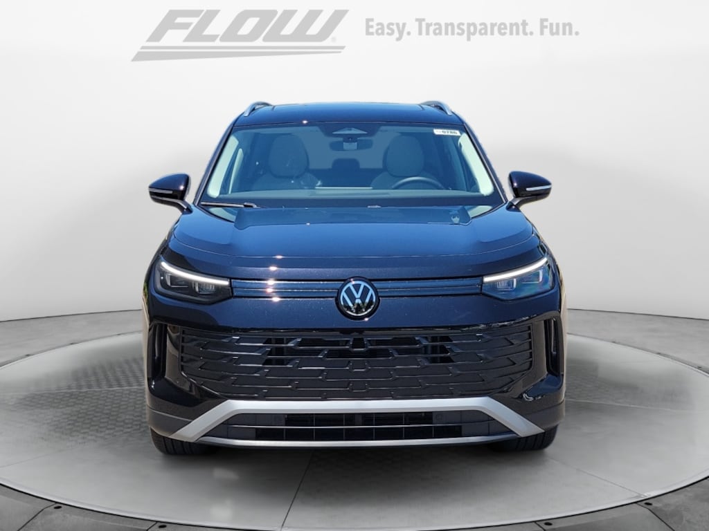 New 2026 Volkswagen Tiguan SE SUV
