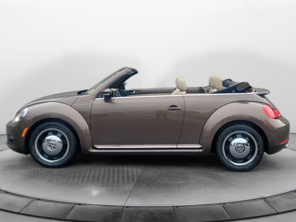 Used 2013 Volkswagen Beetle Convertible 2.5L Convertible