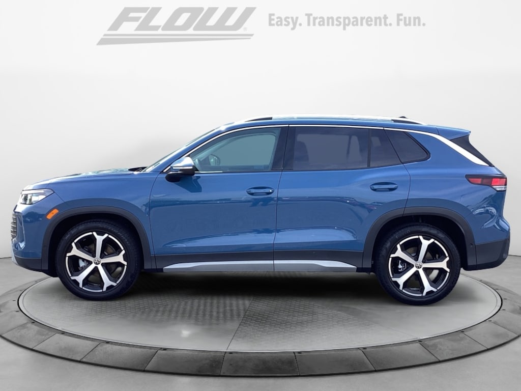 New 2026 Volkswagen Tiguan 2.0T SE SUV