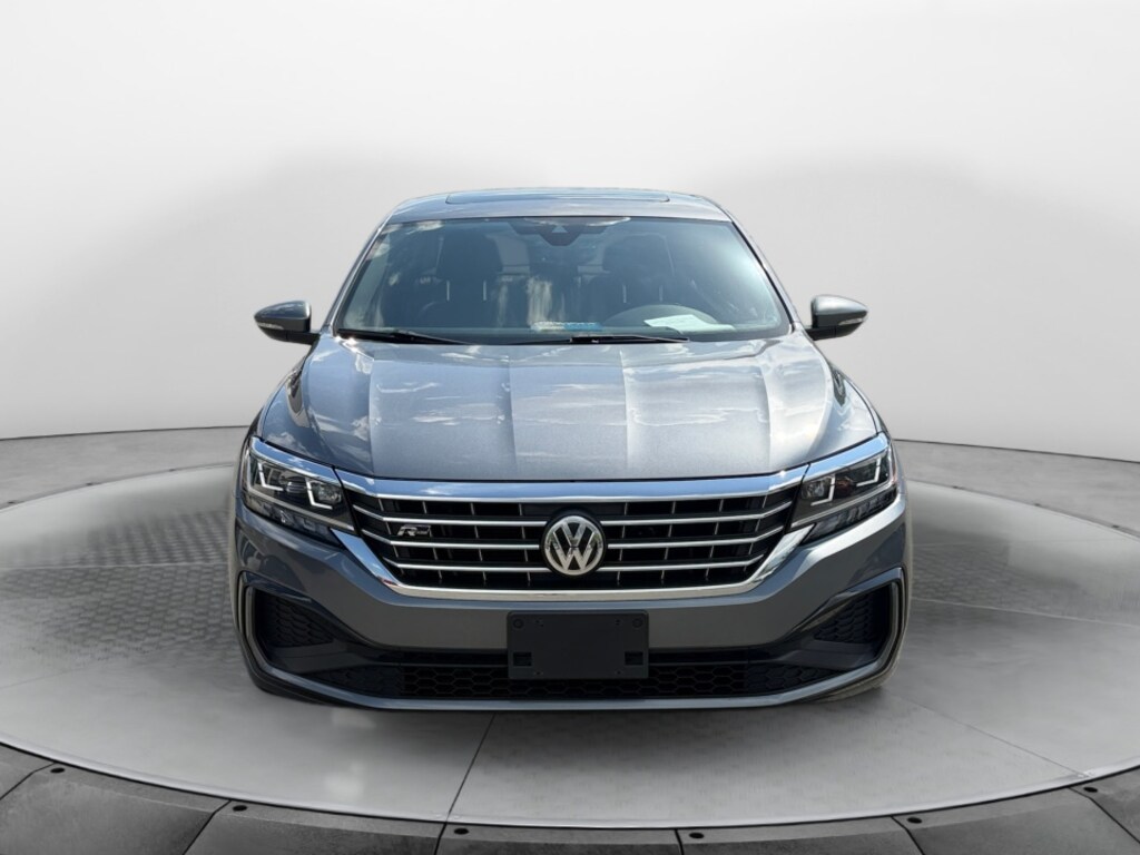 Used 2021 Volkswagen Passat 2.0T R-Line Sedan