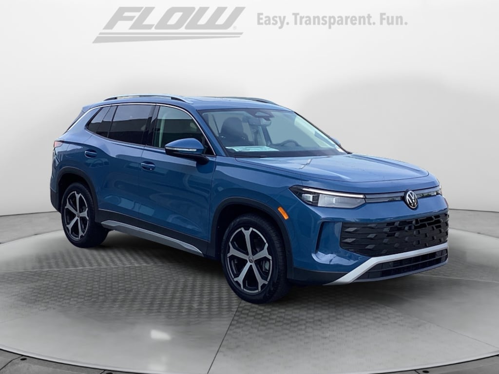 New 2026 Volkswagen Tiguan 2.0T SE SUV