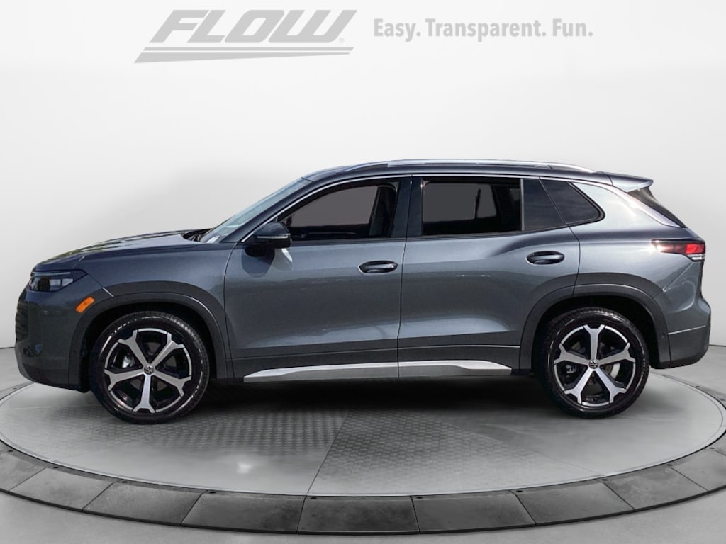 New 2026 Volkswagen Tiguan 2.0T SE SUV