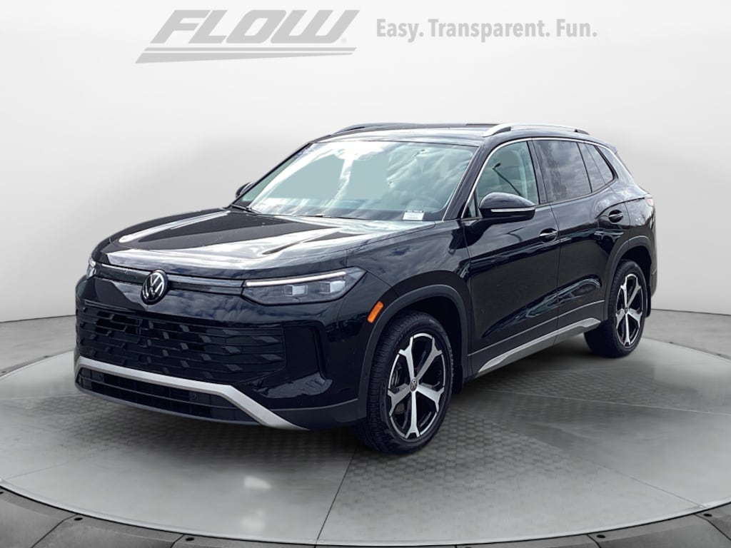 Used 2025 Volkswagen Tiguan 2.0T SE SUV