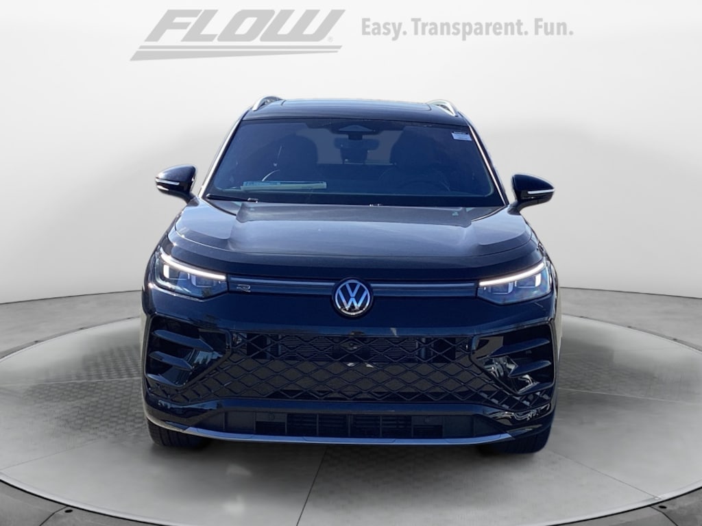 New 2026 Volkswagen Tiguan 2.0T SEL R-Line SUV