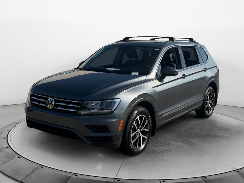 Used 2021 Volkswagen Tiguan SE SUV