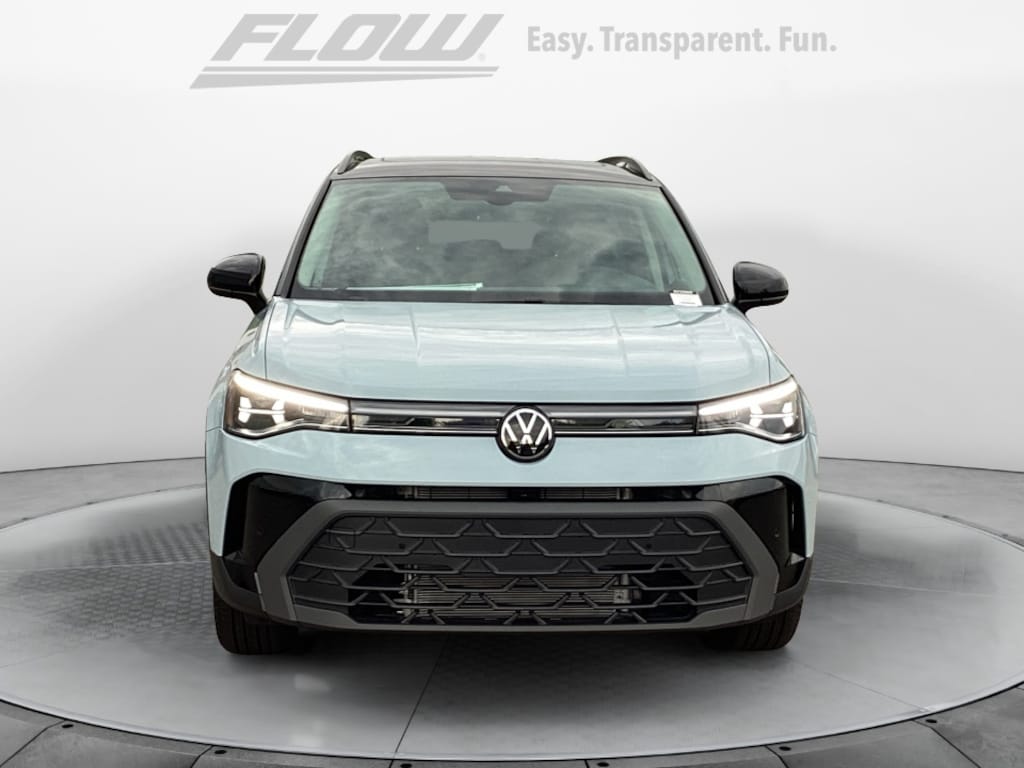 New 2026 Volkswagen Taos 1.5T SE Black SUV