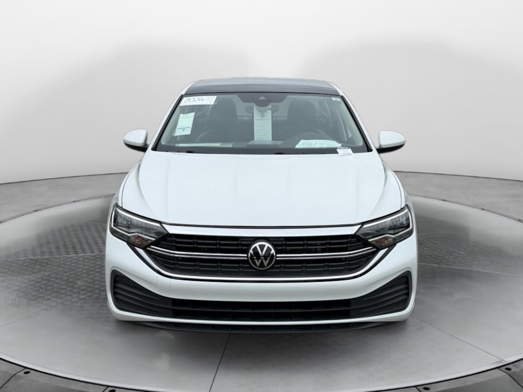 Certified 2024 Volkswagen Jetta SE Sedan