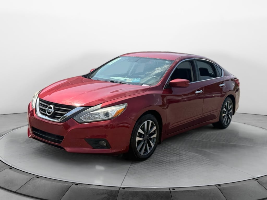 Used 2017 Nissan Altima 2.5 SV Sedan