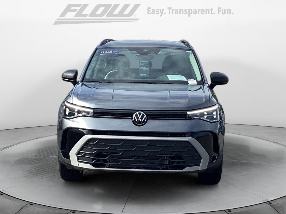 2025 Volkswagen Taos S photo 2