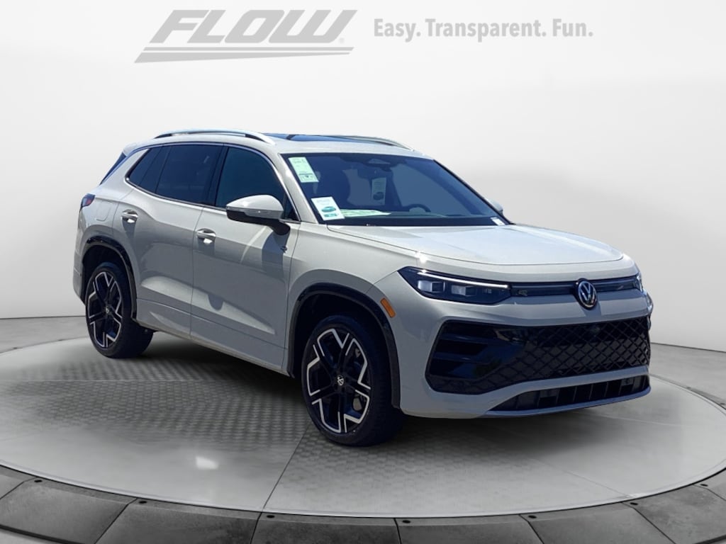 New 2026 Volkswagen Tiguan SEL R-Line Turbo SUV