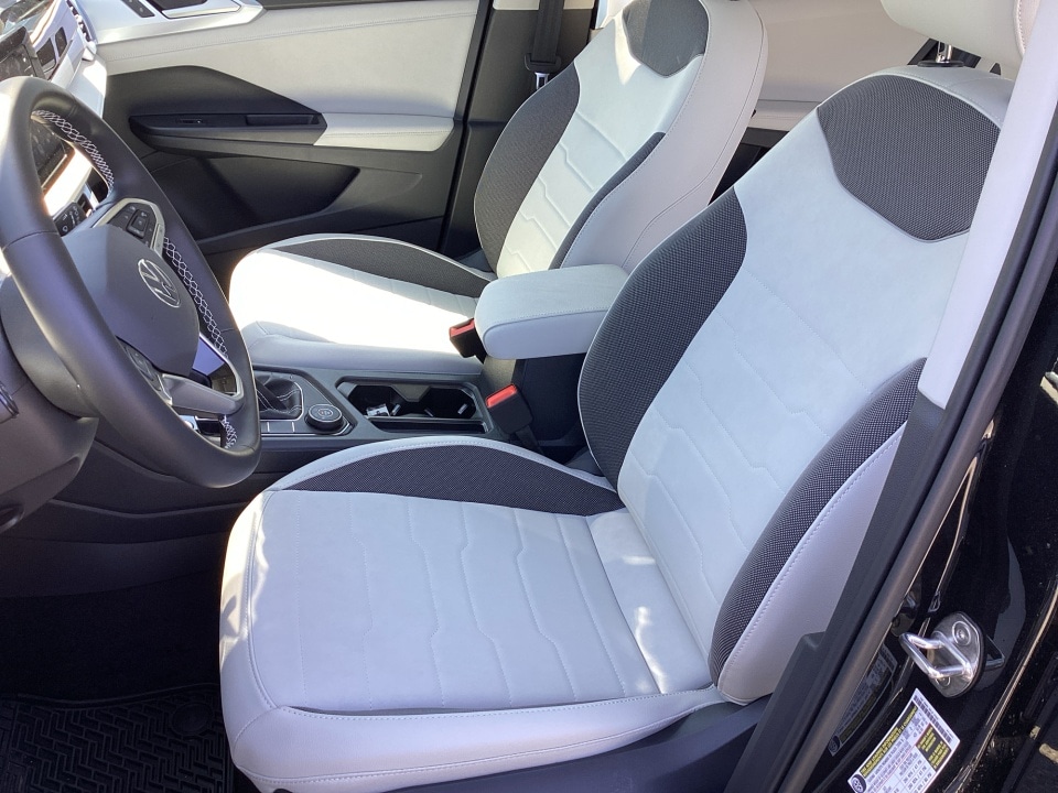 2026 Volkswagen Taos SE - Photo 30