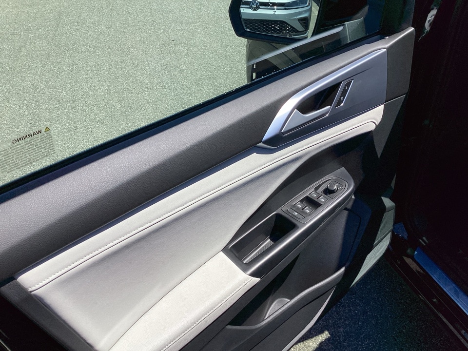 2026 Volkswagen Taos SE - Photo 32