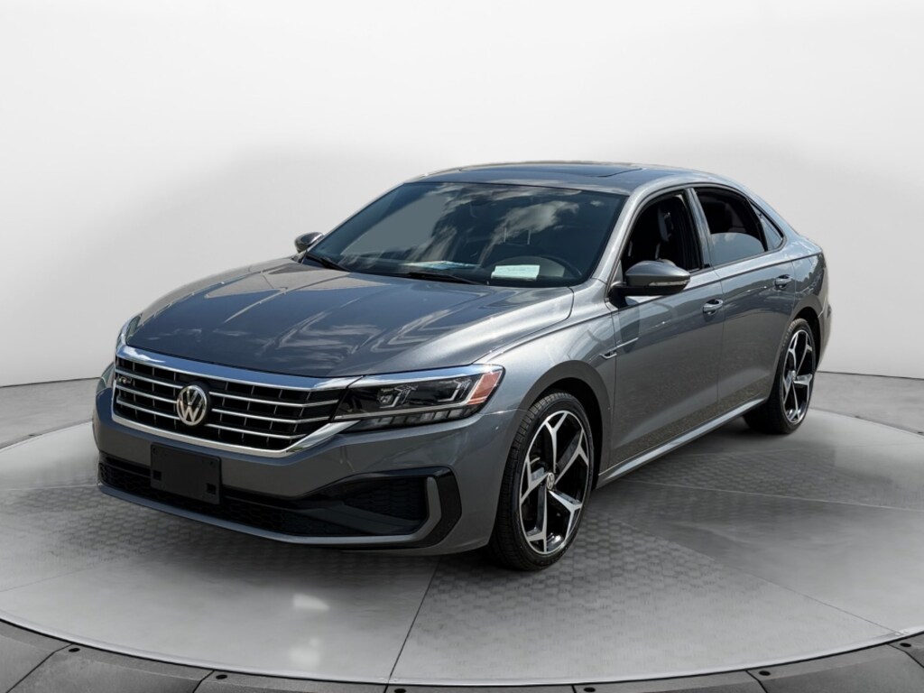 Used 2021 Volkswagen Passat 2.0T R-Line Sedan