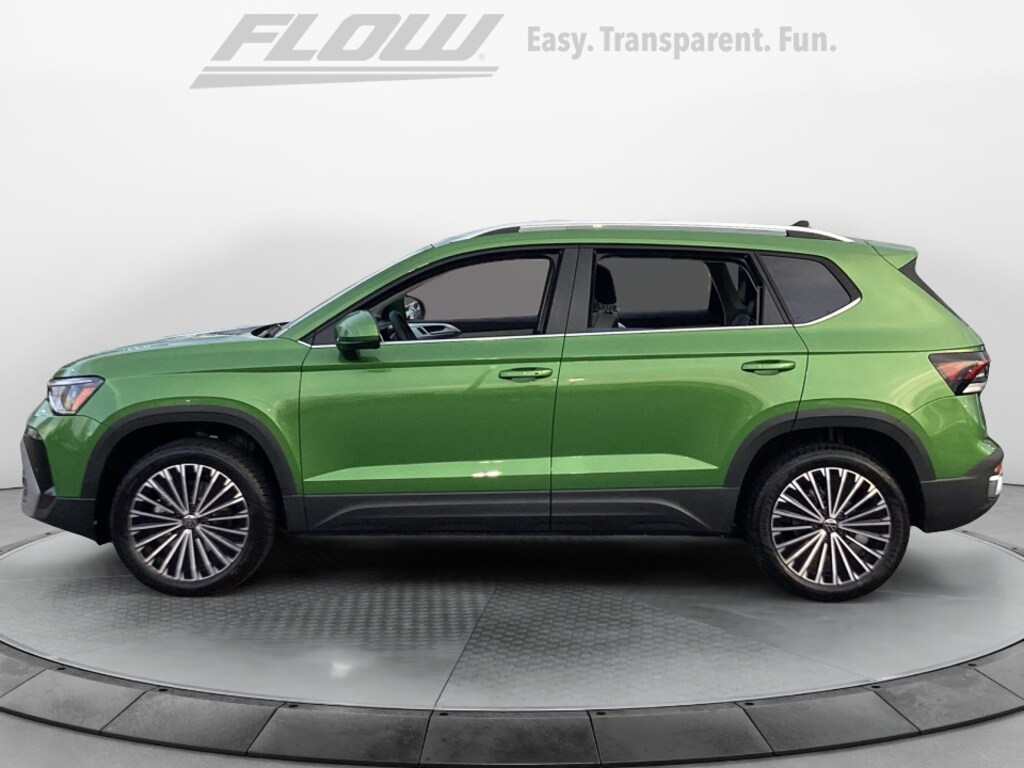 New 2026 Volkswagen Taos 1.5T SE SUV