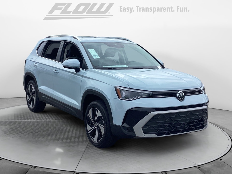 2026 Volkswagen Taos 1.5T SE 4Motion's photo