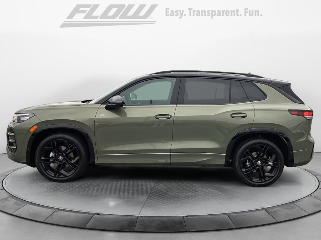 New 2026 Volkswagen Tiguan 2.0T SE R-Line Black SUV