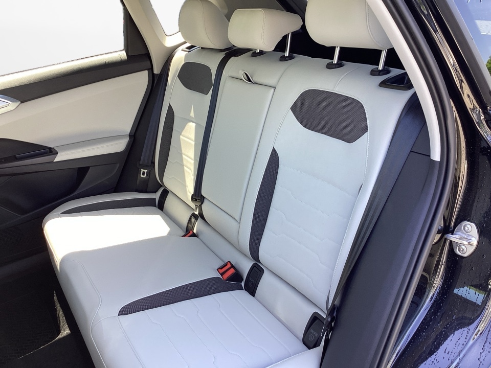 2026 Volkswagen Taos SE - Photo 12