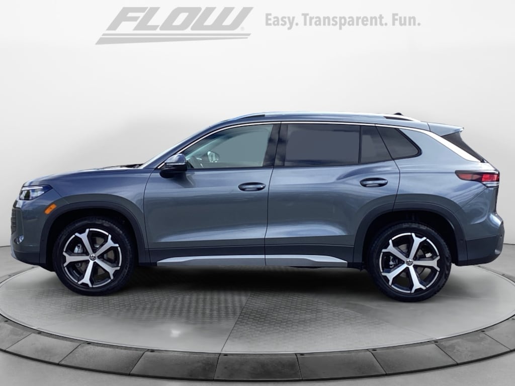 New 2026 Volkswagen Tiguan SE SUV